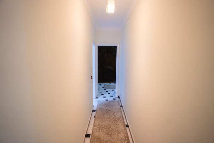 Room 14 of 33