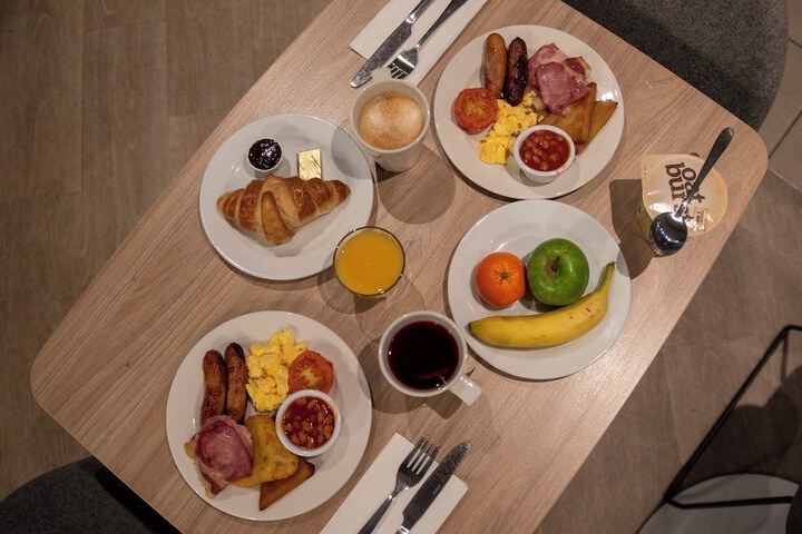 Breakfast/Coffee Service 49 of 76