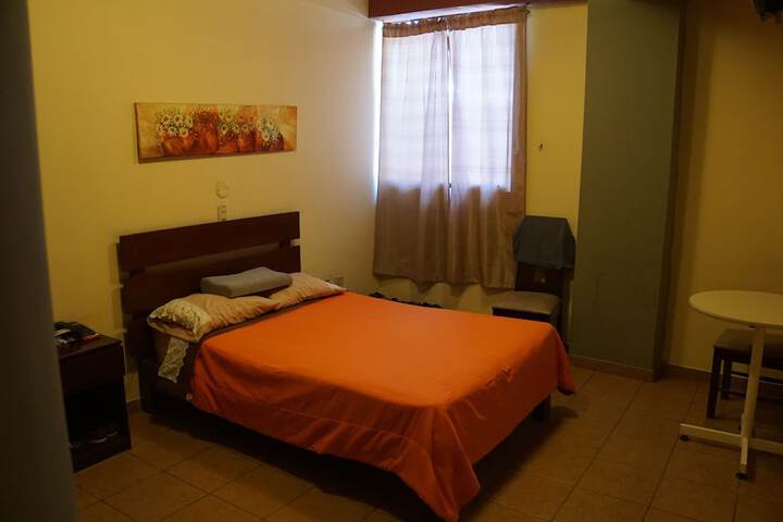 Room 9 of 40