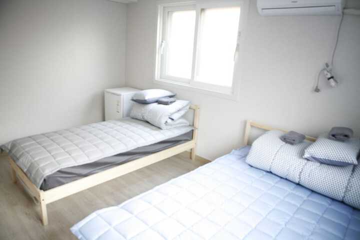 Room 13 of 49