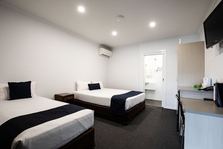 Room 7 of 43