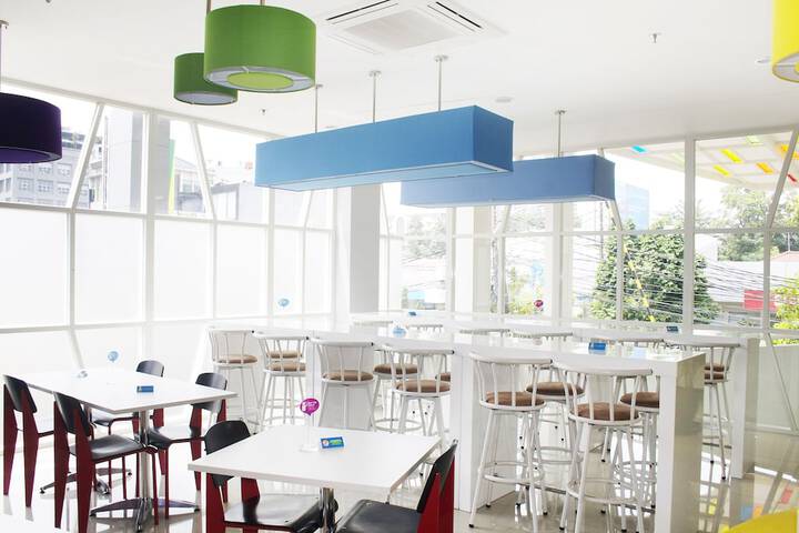 Dining Photos