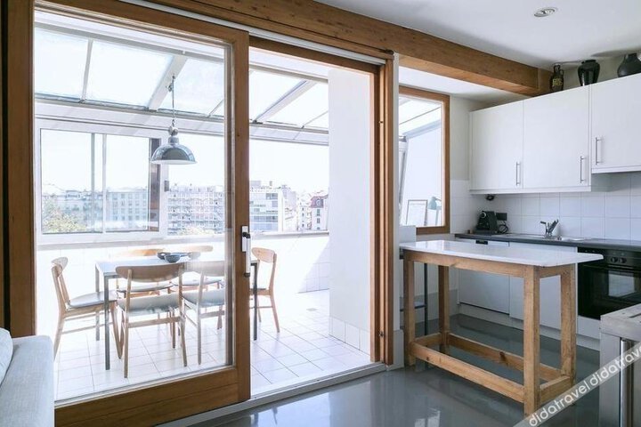 Domino Luxury Residence in City Center
