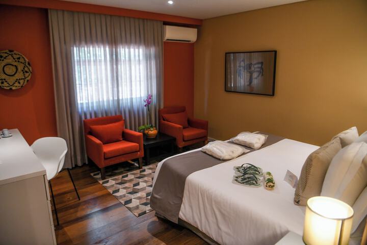 Room 35 of 149