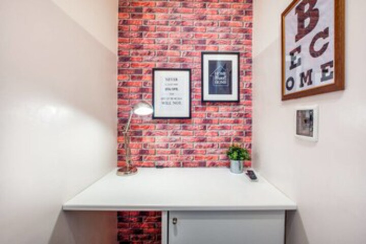 Room 14 of 20