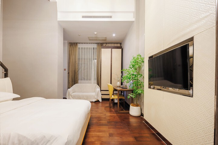 Room 72 of 140