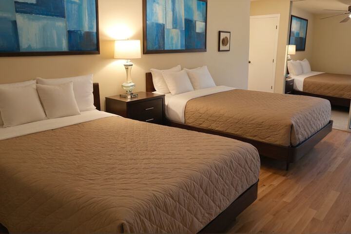 Room 3 of 32