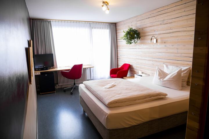 Room 40 of 81