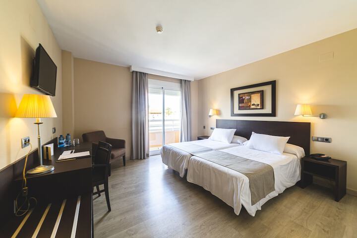 Room 5 of 36
