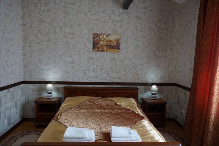 Room 7 of 40