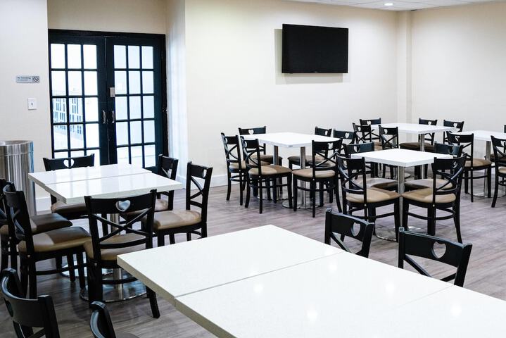 Breakfast area
