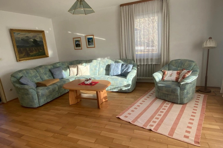 Room 4 of 14