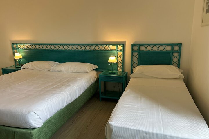 Room 17 of 89