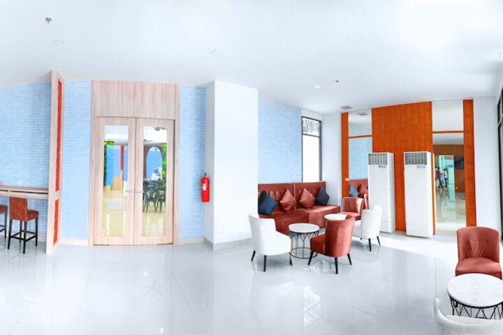 Hotel Interior 6 of 100