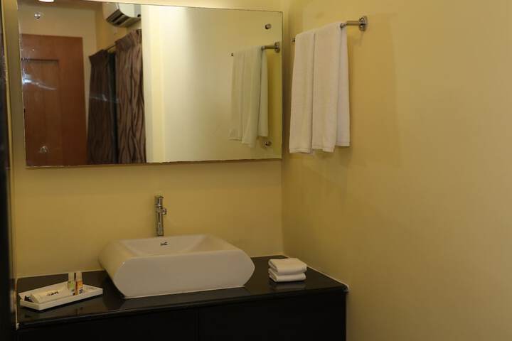 Room 31 of 43