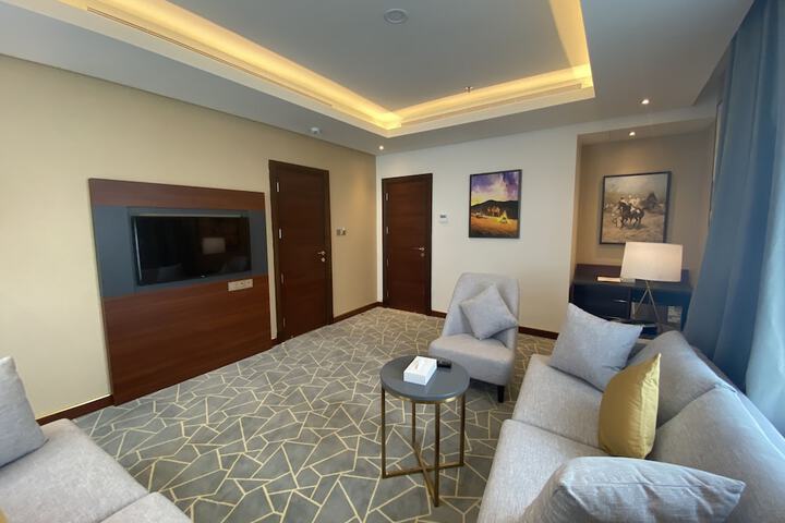Room 46 of 91
