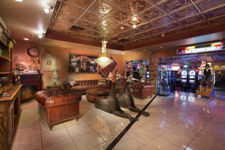 Hotel Interior 3 of 25