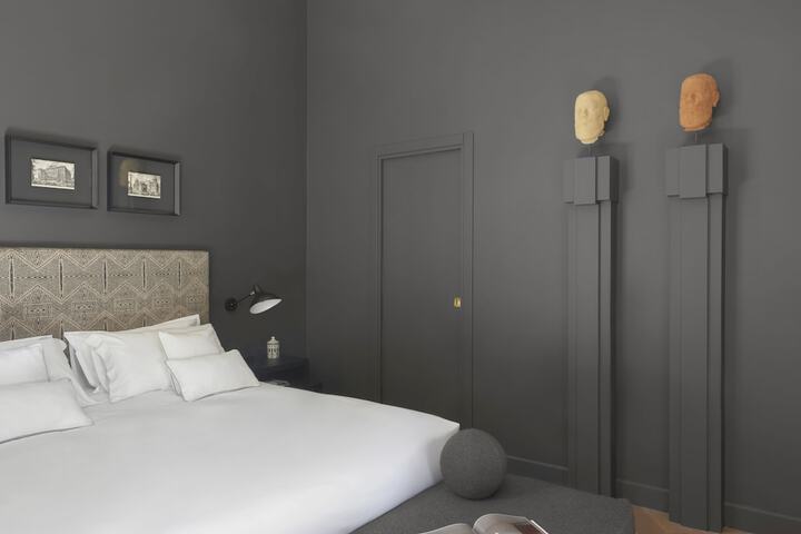 Room 20 of 42