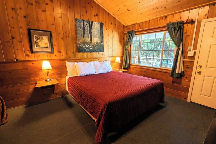 Room 27 of 47