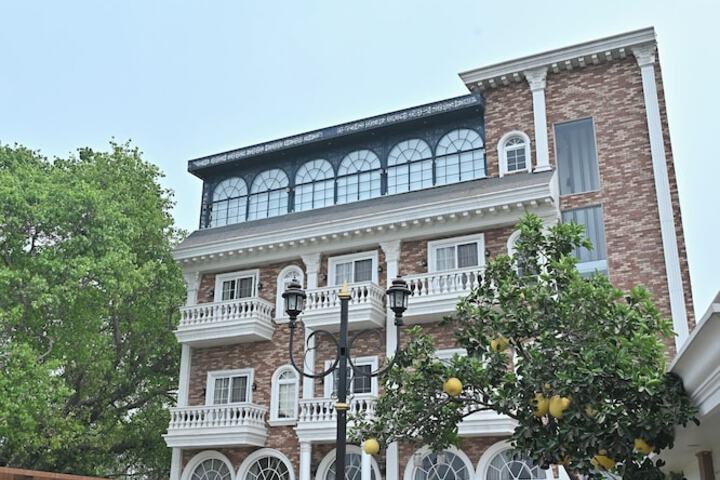 Hotel 148 of 161