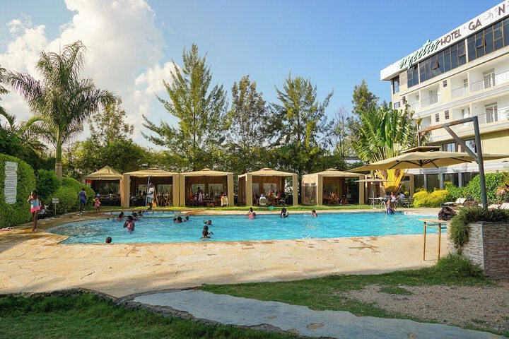 Pool 13 of 47