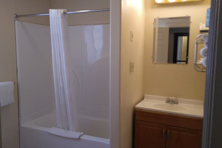 Bathroom shower