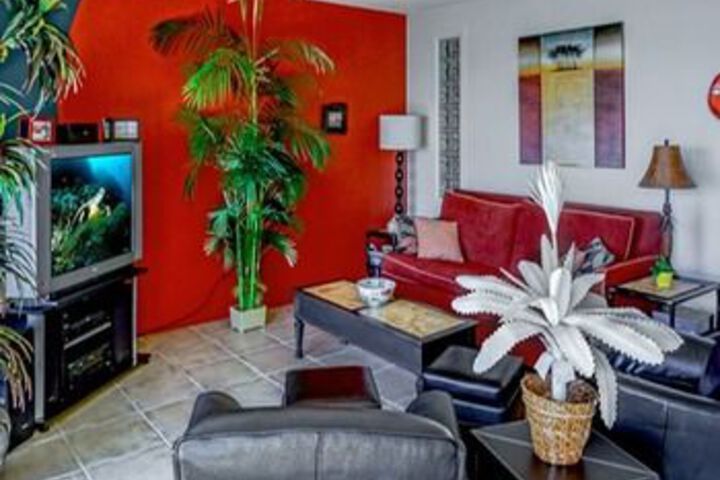 Room 21 of 21