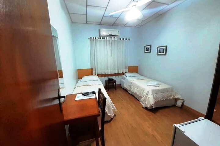 Room 17 of 116