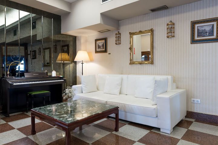 Hotel Interior 16 of 18