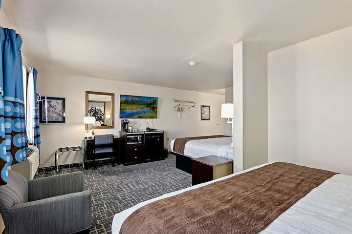 Room 22 of 34