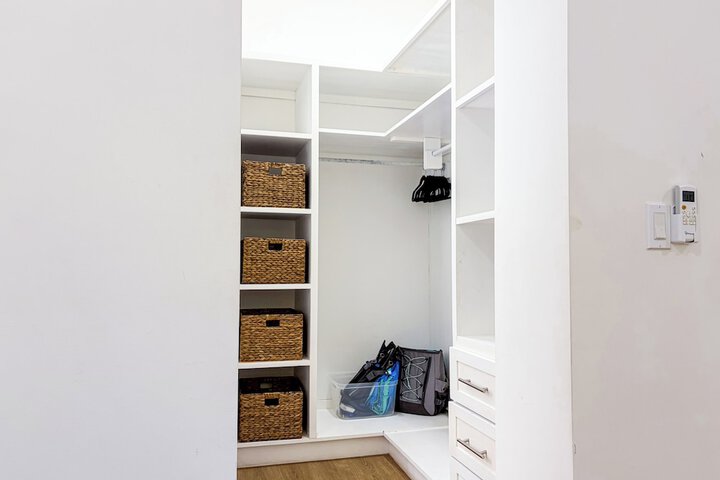 Room 44 of 69