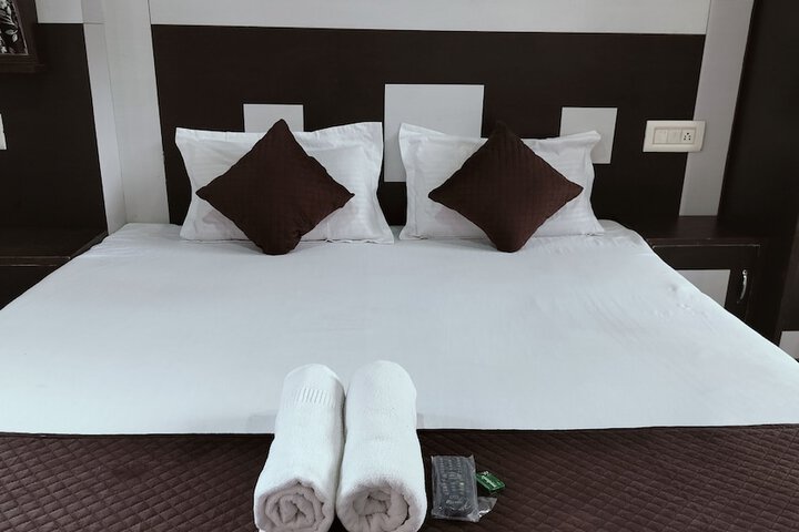 Room 20 of 33
