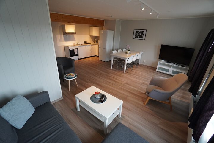 Room 3 of 24