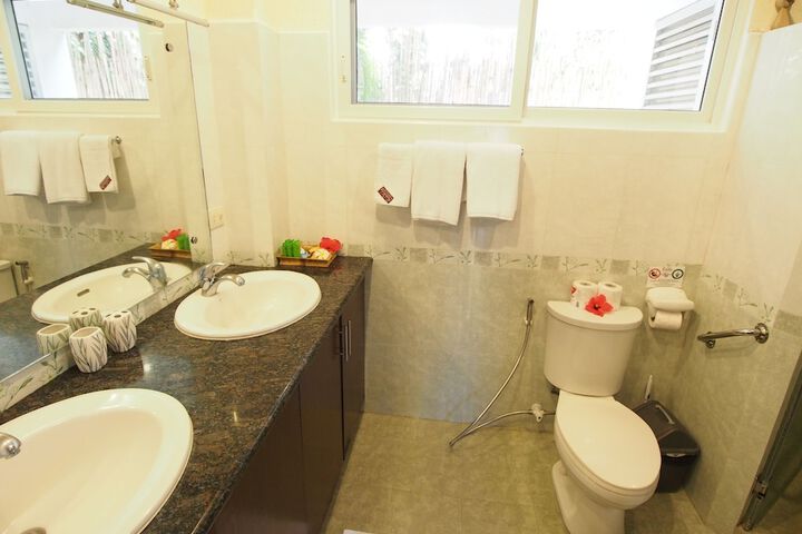 Bathroom Interior Photo