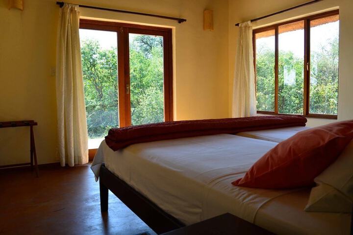 Room 5 of 38