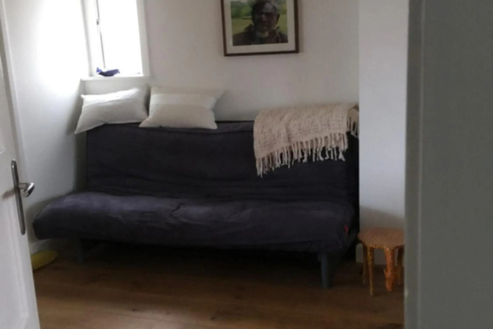 Room 2 of 13