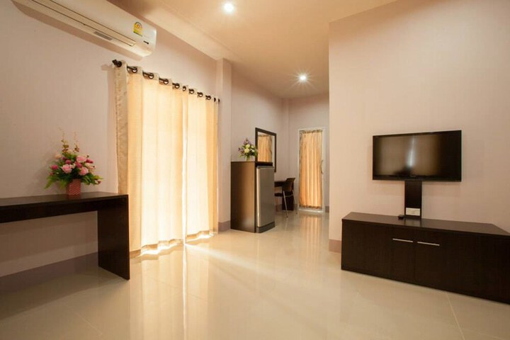 Room 17 of 42