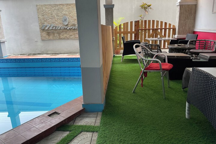 Pool 254 of 288
