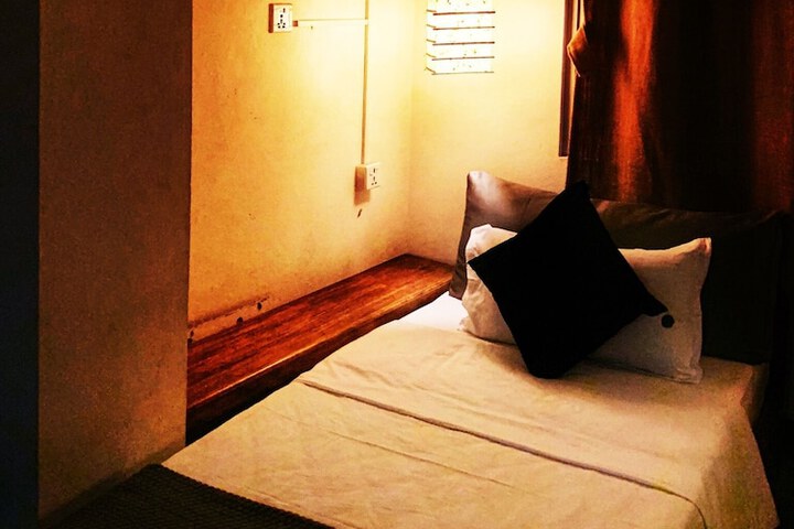 Room 19 of 91