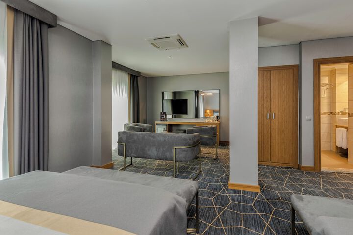 Room 17 of 54