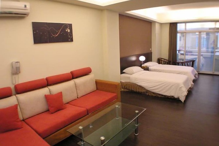 Room 43 of 81