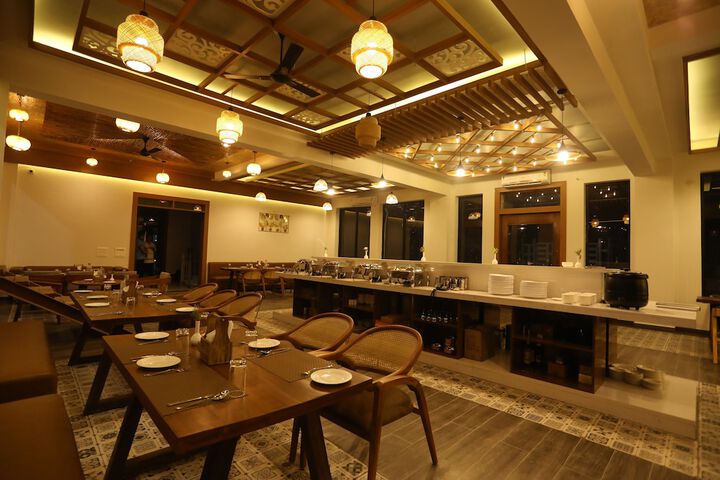 Dining 54 of 117