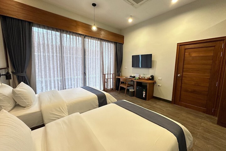 Room 29 of 90