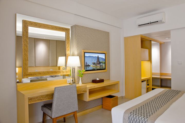Room 14 of 60