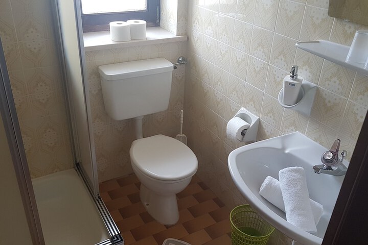 Room 16 of 57