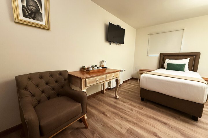 Room 9 of 75