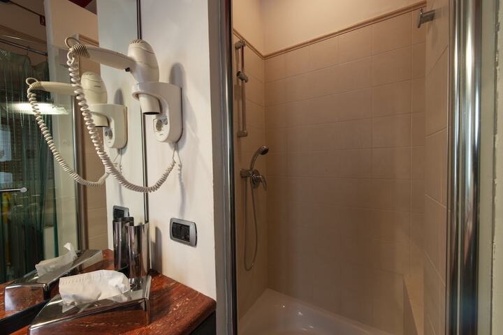 Santo Stefano 3721 Milan HLD 37526