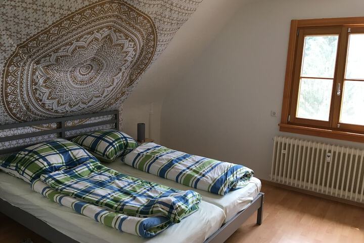 Room 6 of 48