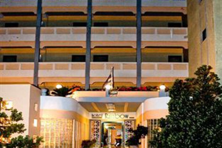 Hotel 7 of 10