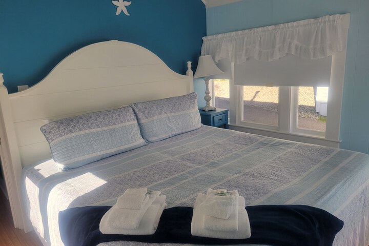 Room 28 of 86